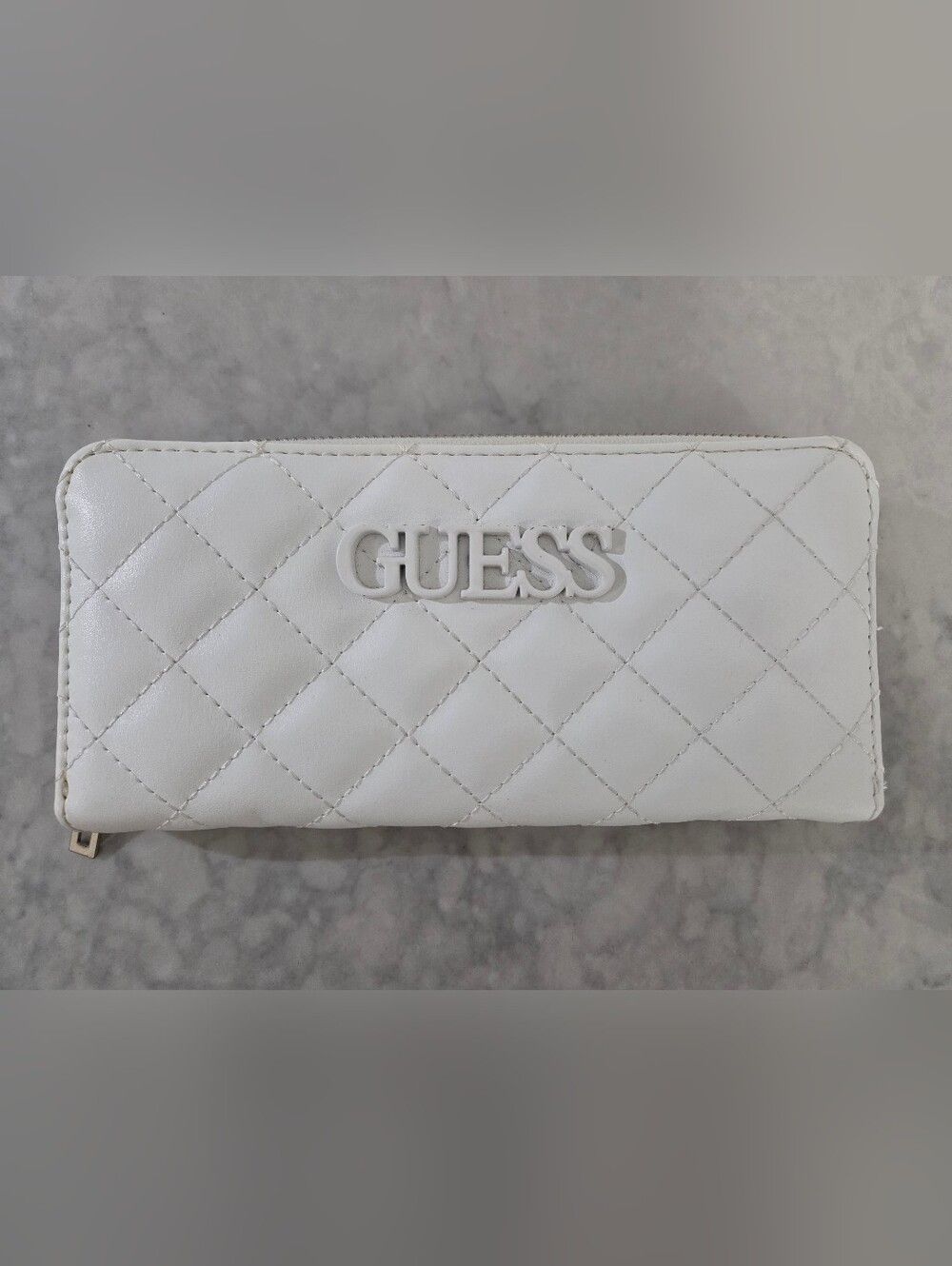 GUESS Quilted White Women’s Wallet - Sleek Logo Detail